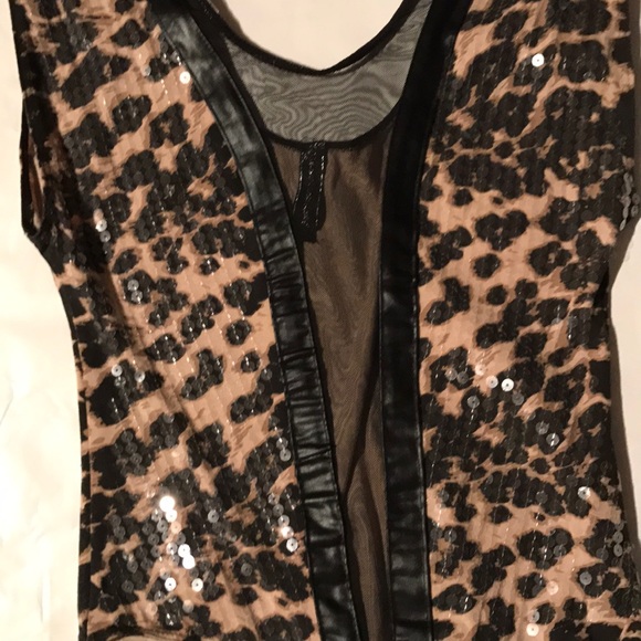 Leopard Print Bodysuit - Picture 2 of 2